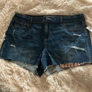 Old navy distressed women’s shorts size 14